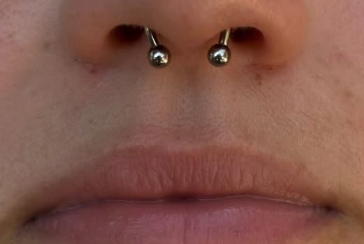 piercing nosa septum
